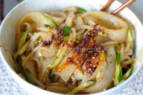 凉皮的做法视频大全