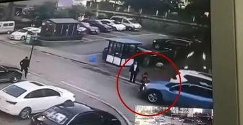 儿童被车撞的视频,紧急救援行动展开