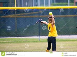 掷垒球教学视频,跟随教学视频轻松掌握投掷要领